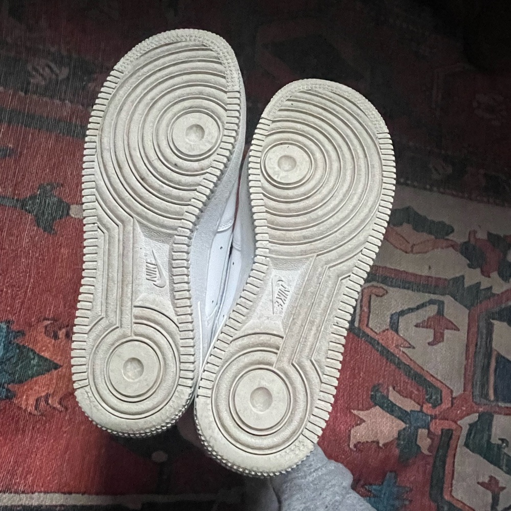 Nike Air Force 1 - Picture 3 of 4